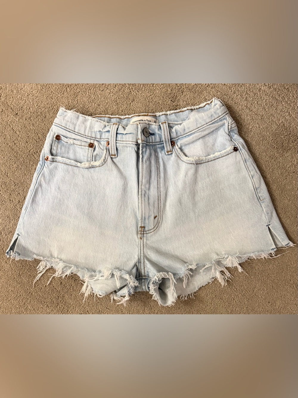 Abercrombie & Fitch The Mom Short High Rise Sz 26/2